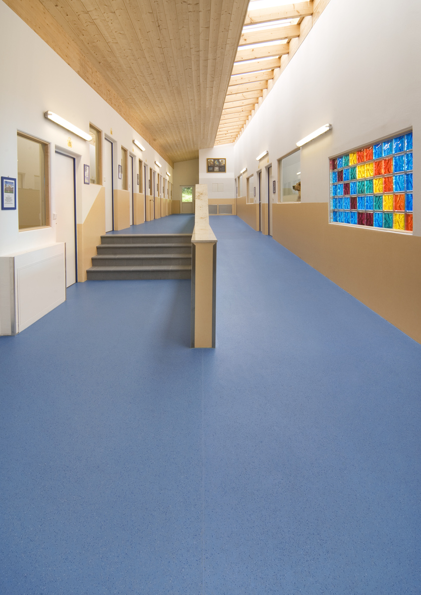 Altro ContraX Safety Flooring Gallery Picture 3