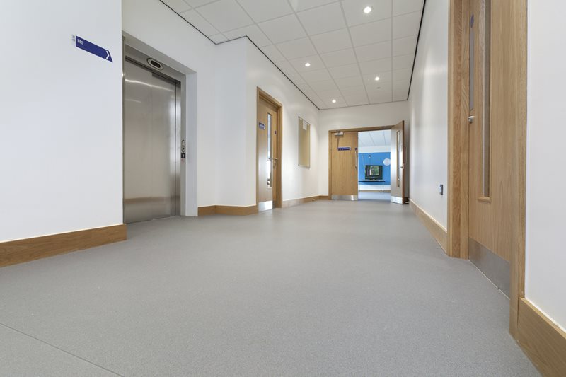 Altro Walkway VM/20/P Safety Flooring Gallery Picture 3