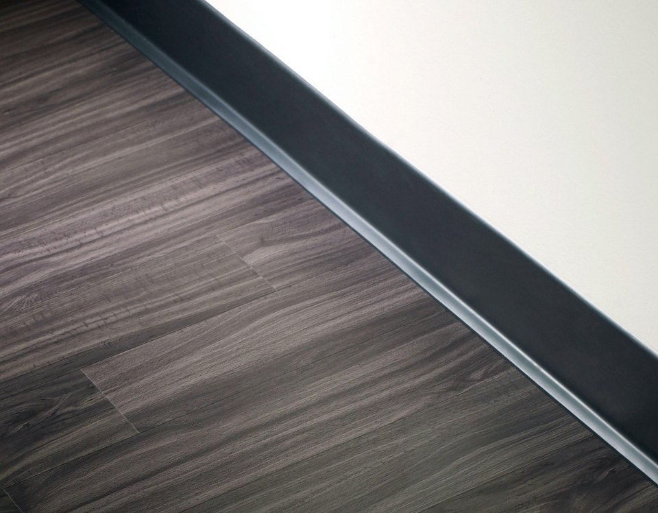 Skirting/Door strips options for Vinyl Flooring Black PVC Sit on Skirting -100mm / 4 Inch 