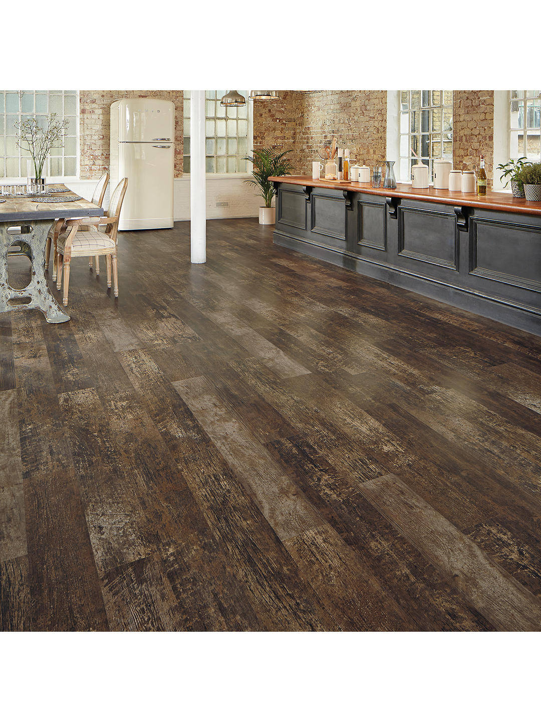 Karndean Van Gogh Country Oak VGW81T Safety Flooring UK